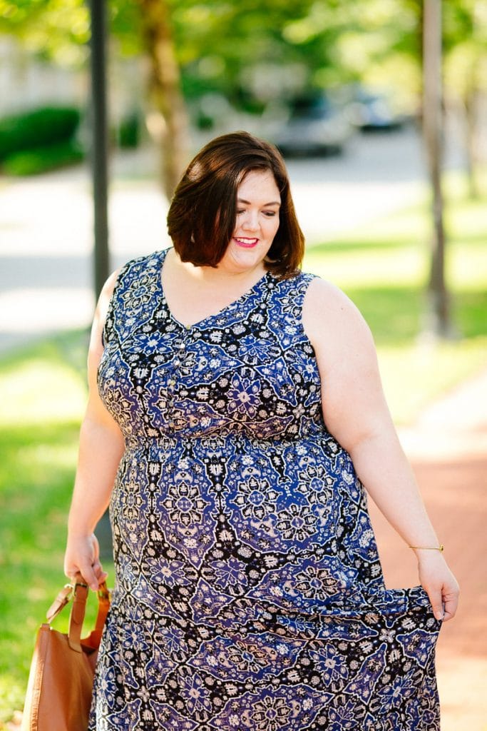 Plus size blogger Authentically Emmie reviews the NY Collection from Macys.com